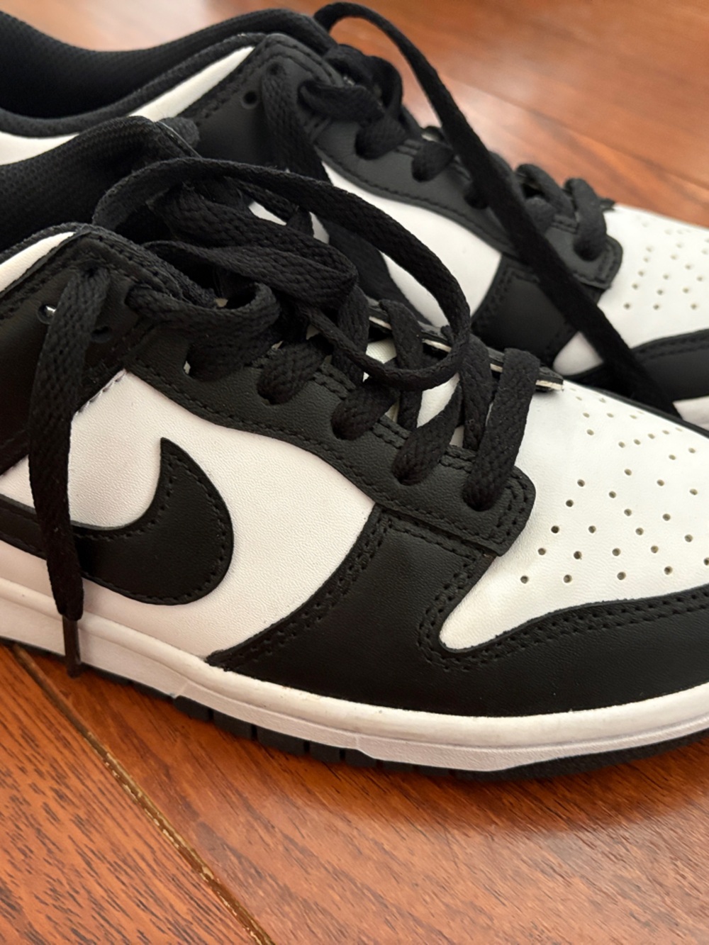 Nike Black & White Low-Top Athletic Sneakers